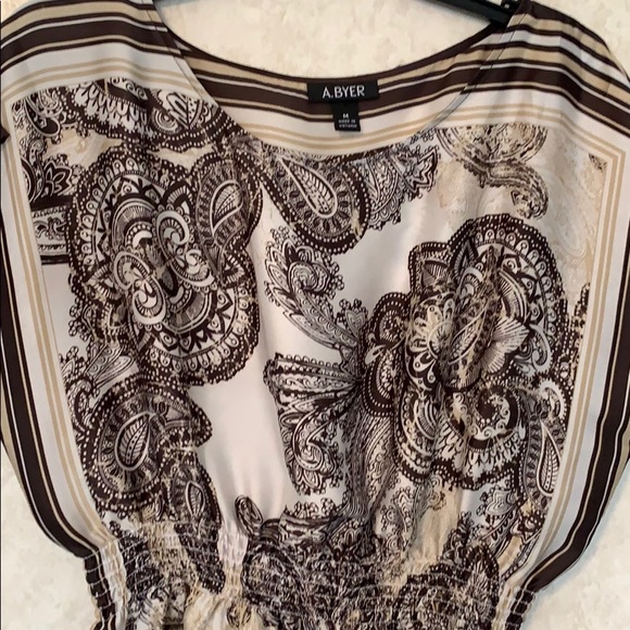 A. Byer paisley top.  Size M - Picture 3 of 8